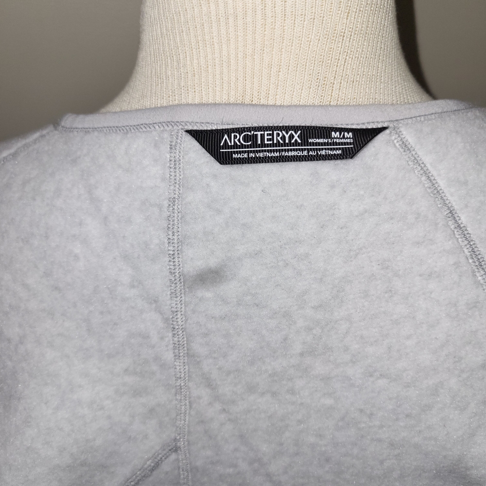 Arc'teryx Light Gray Open-Front Cardigan - Picture 5 of 6